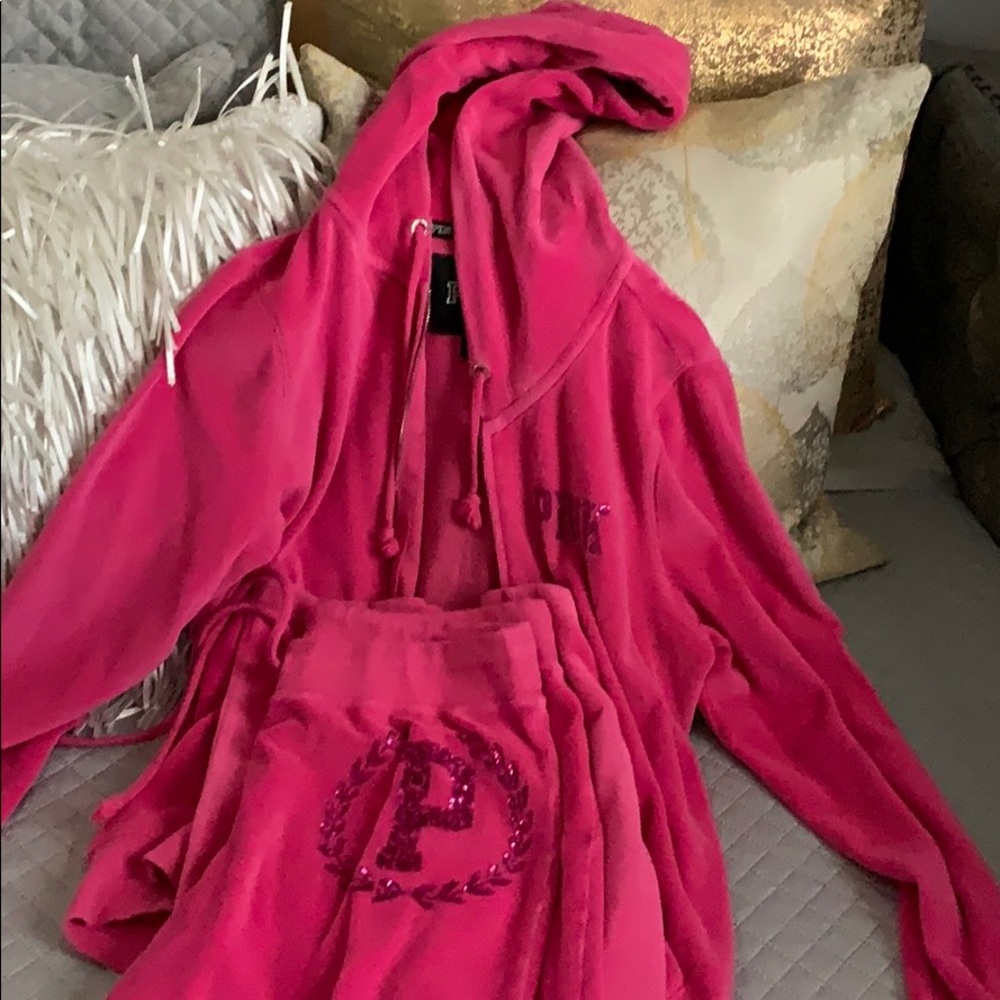 Sweatsuit